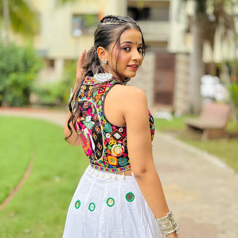 Dandiya Figure Chaniya Choli with Mirror and Embroidery Work